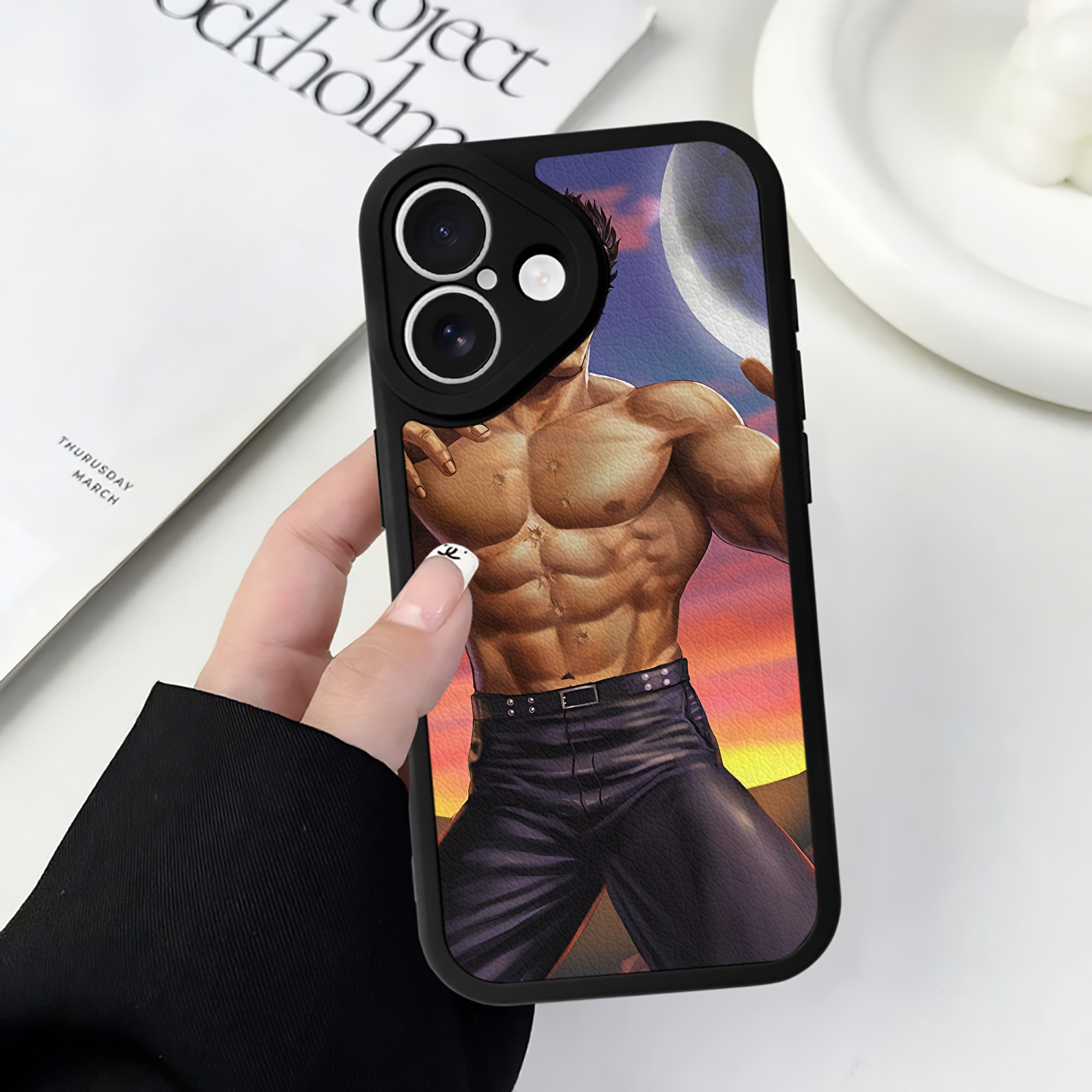 （画像用） 北斗の拳 Fist of the North Star 【iPhone 16シリーズ対応】シリコンスマホケース（レザー調） 材質：シリコン
